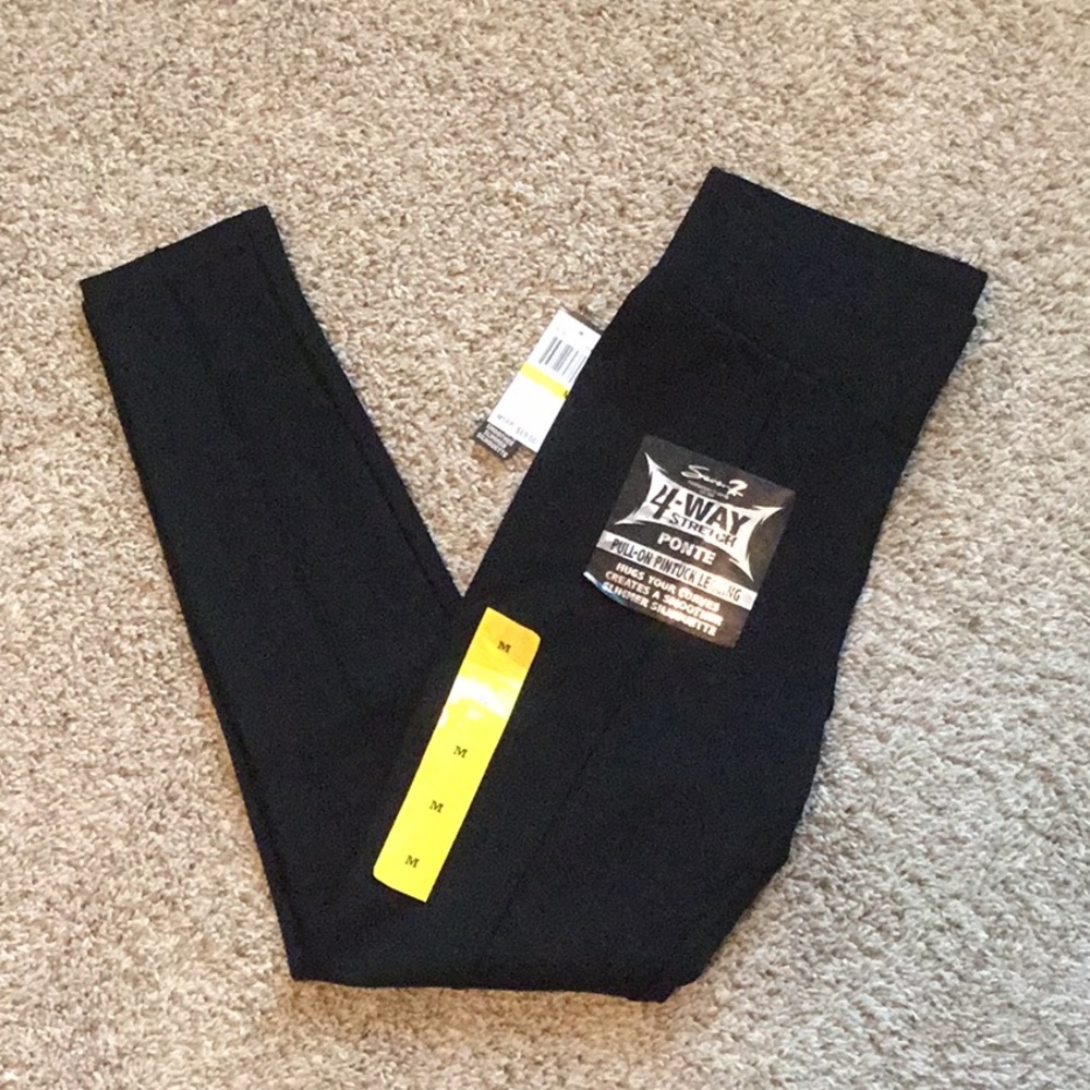 Seven7 Pintuck Legging